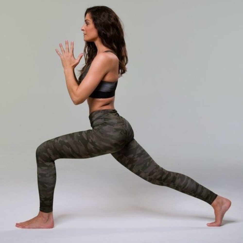 SOLD-ONZIE High Rise Leggings - MOSS CAMO - Picture 3 of 8